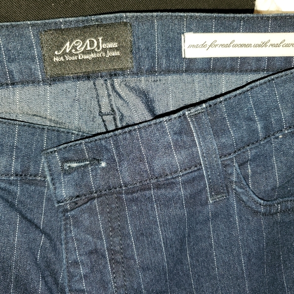 Striped denim capris size 16 - Picture 4 of 4